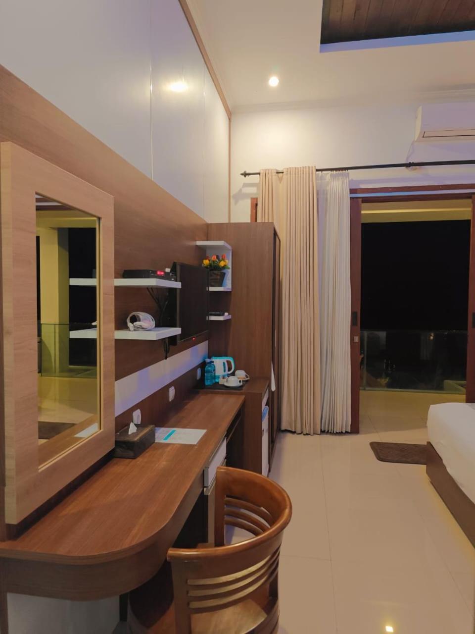 Nusa Sedayu Hotel By Ocean View Batununggul Dış mekan fotoğraf