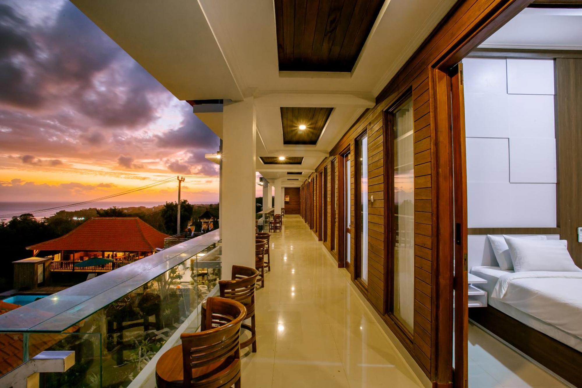 Nusa Sedayu Hotel By Ocean View Batununggul Oda fotoğraf